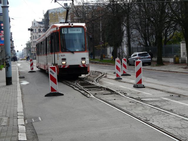 Nakładkowy rozjazd.