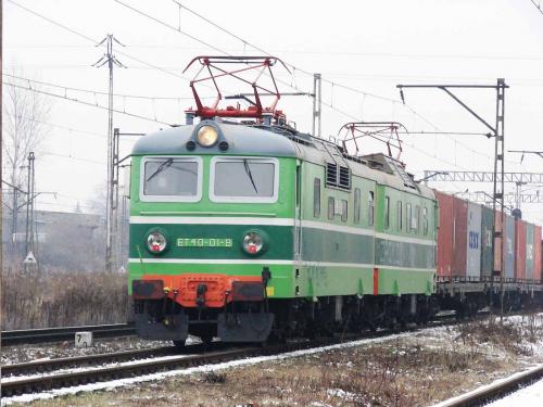 Jeszcze nie posprajowany bombowiec